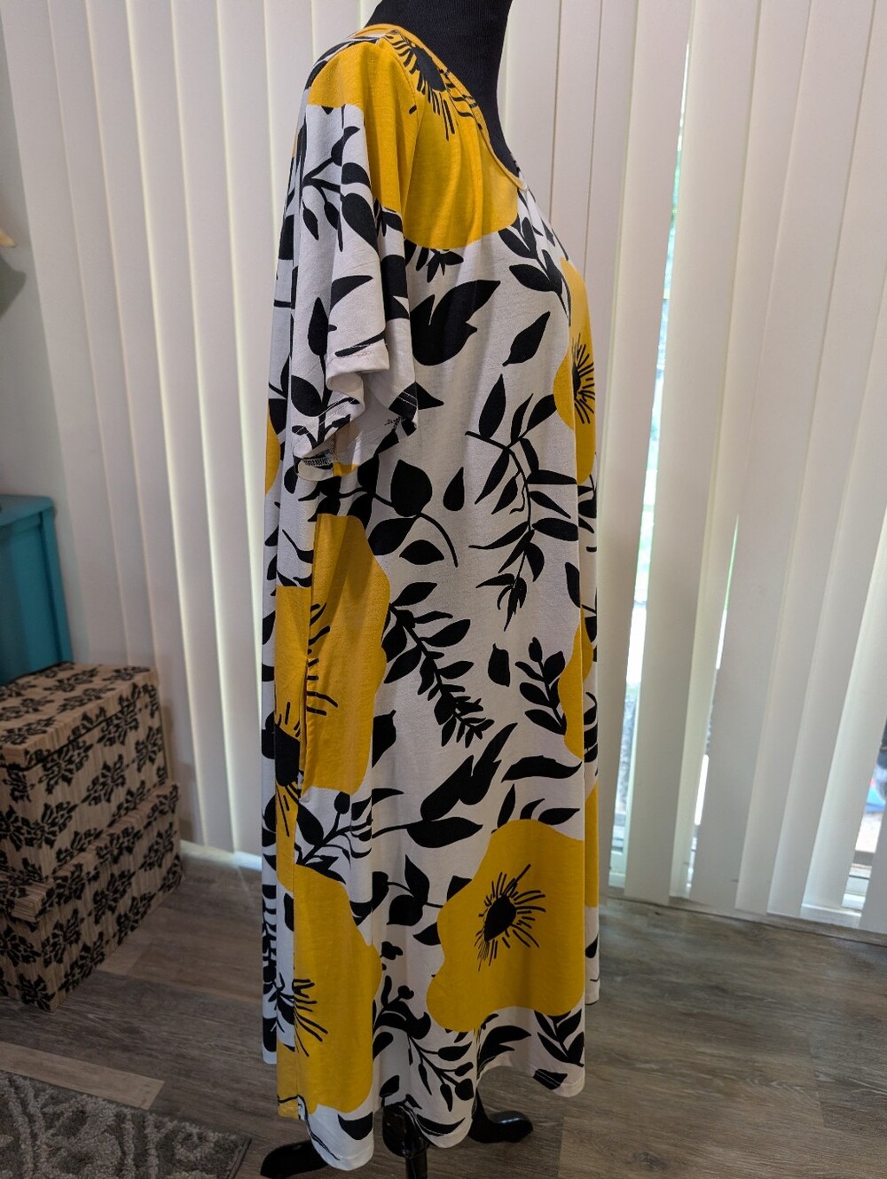 Lularoe Floral Dress Jessie - Picture 3 of 5
